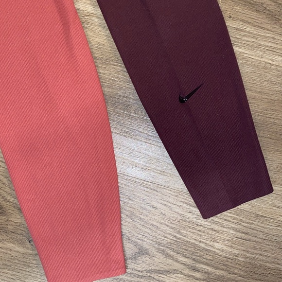 Nike Ribbed Colorblock Legging - Picture 5 of 7
